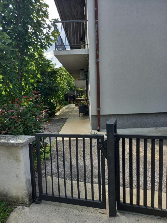 Apartman Dani Drazice Extérieur photo